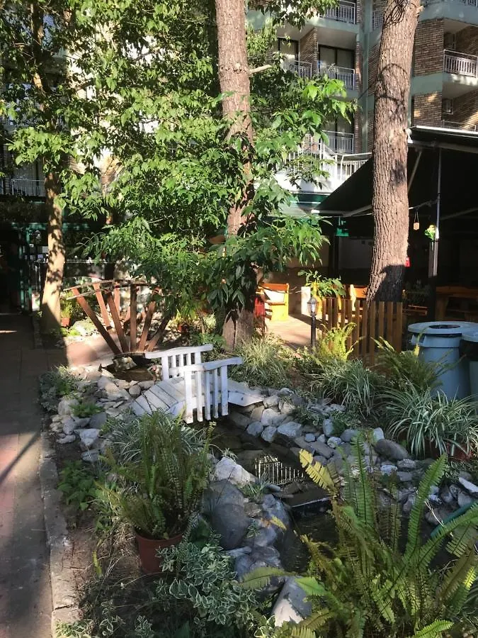 Hotel Nimfa-Rusalka ساني بيتش 2*,  بلغاريا